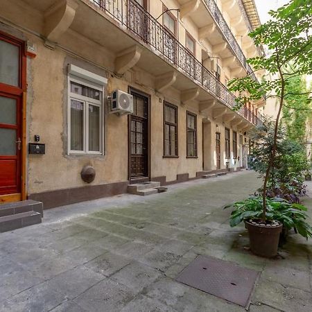 K5 Kis Apartment Budapest Eksteriør billede
