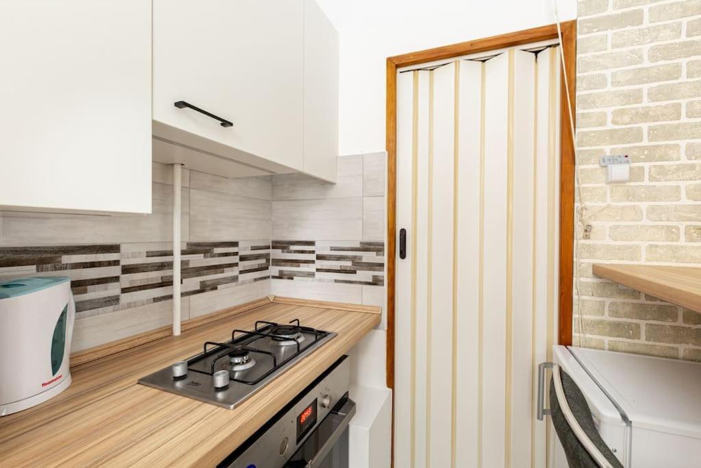 K5 Kis Apartment Budapest Eksteriør billede